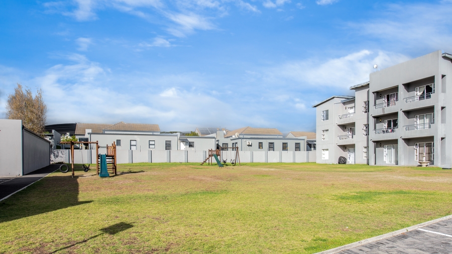 2 Bedroom Property for Sale in Burgundy Estate Western Cape